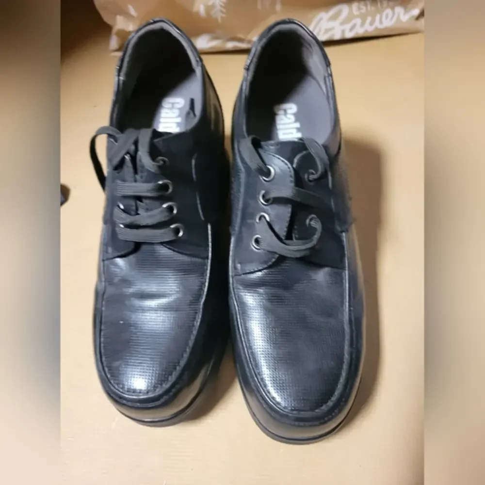 Calden Mens Hidden Height Lifting Dress Shoe Size 7.5‎